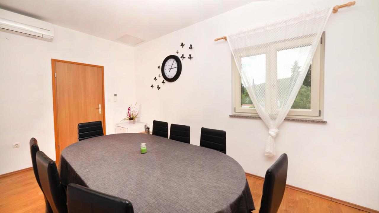 Apartments Barbara Brseč المظهر الخارجي الصورة