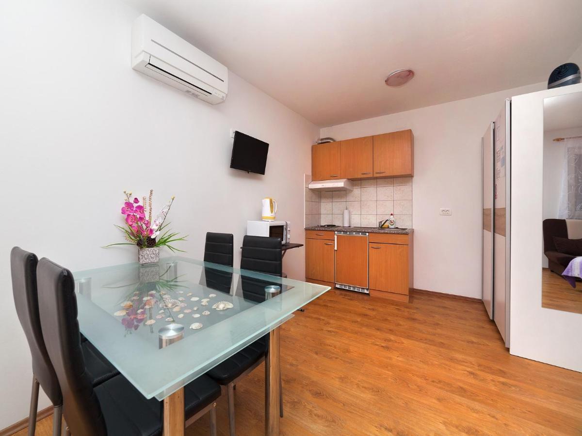 Apartments Barbara Brseč المظهر الخارجي الصورة