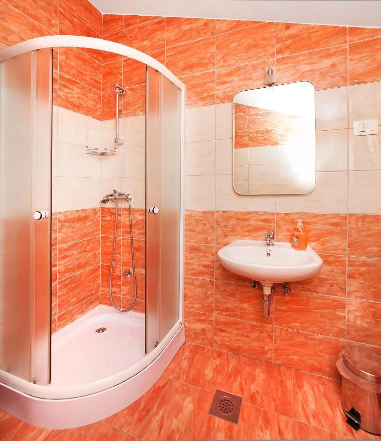 Apartments Barbara Brseč المظهر الخارجي الصورة