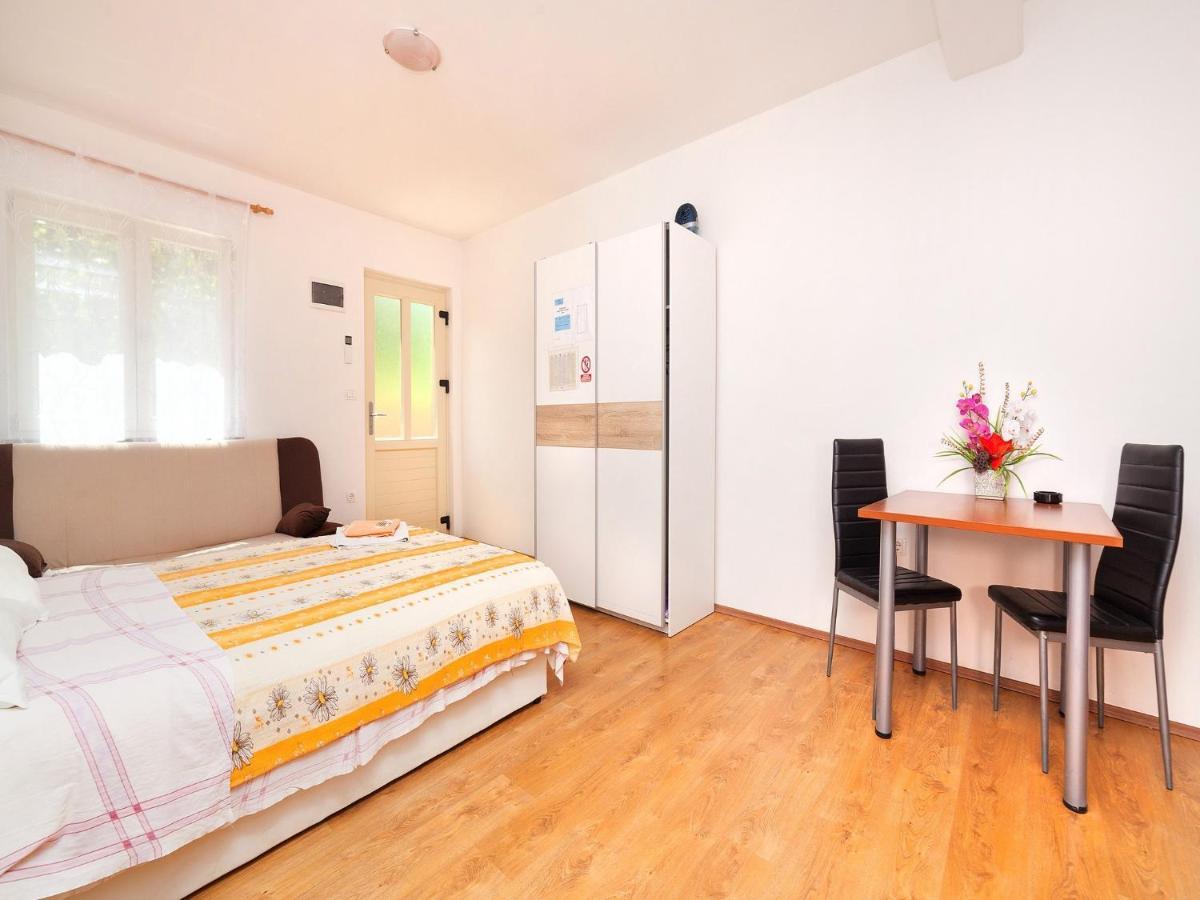 Apartments Barbara Brseč المظهر الخارجي الصورة